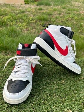 Nike Court Borough Mid 2 ,PSV 'White Black University Red'Kids Size 3 .5